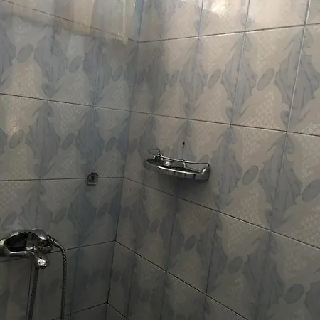 Garsoniere Me Qera Guest house 2*